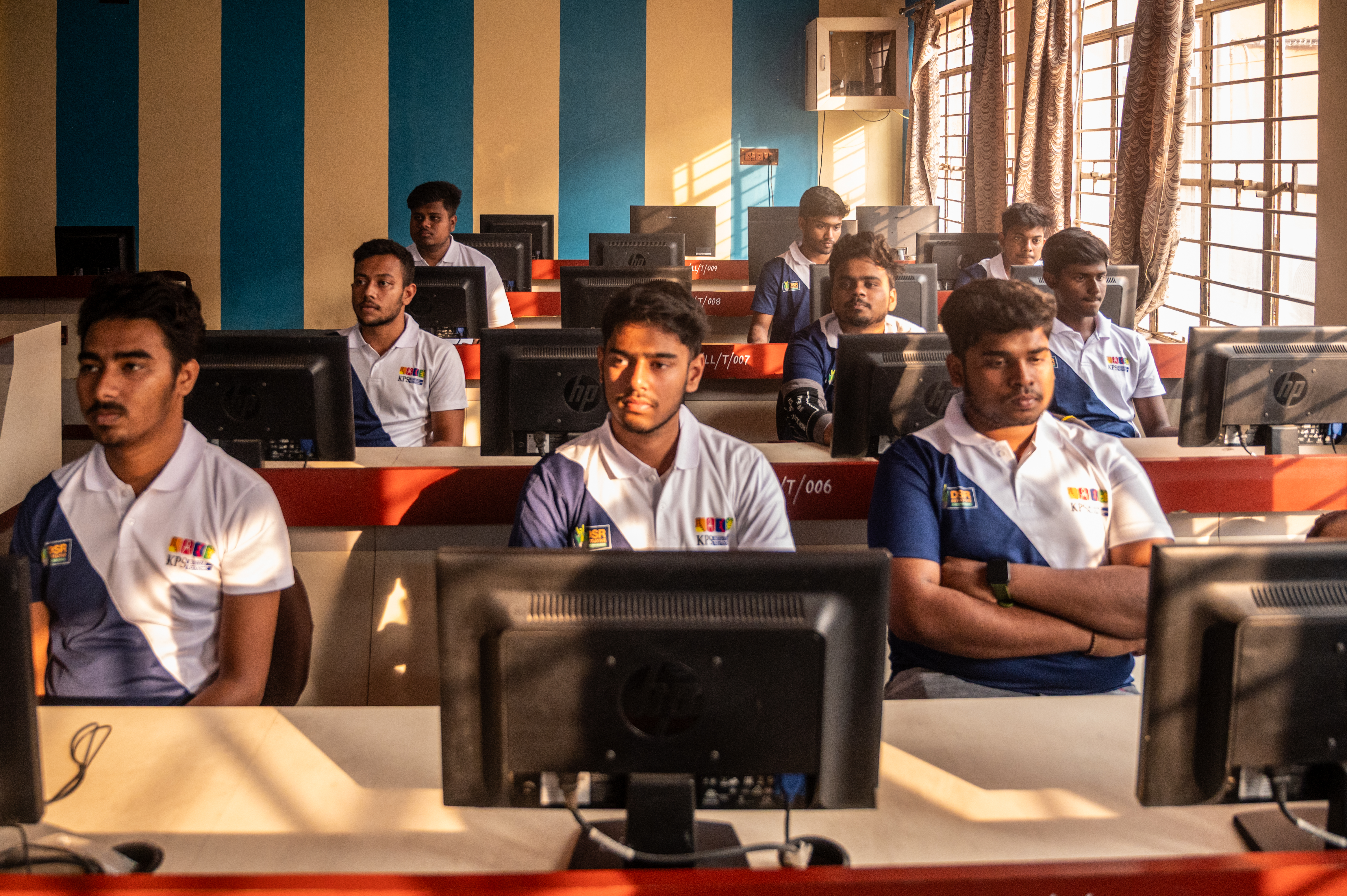 Students attending a computer science lab session